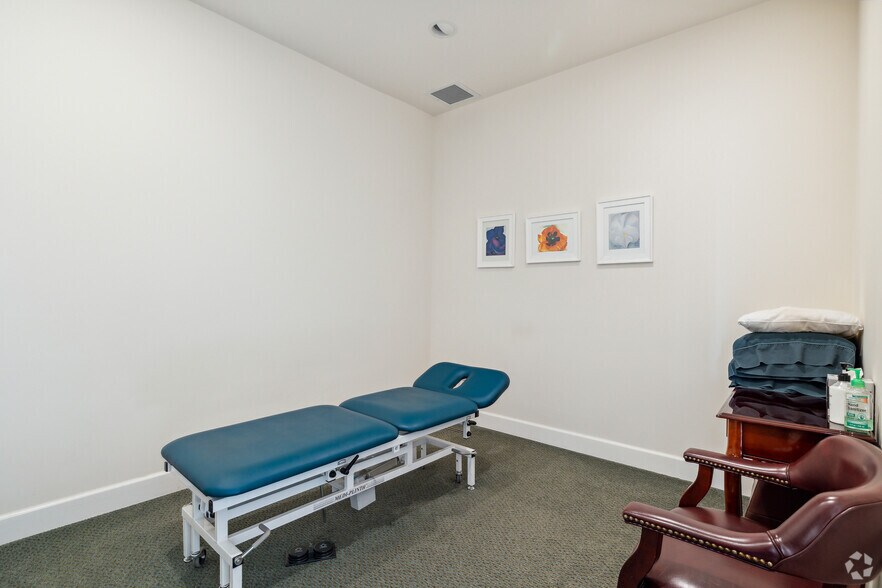 More Photos Of 1160 El Camino Real, San Carlos Office For Sale