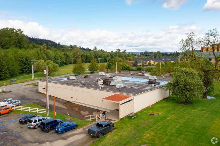 More Photos Of 1871 NW Gilman Blvd, Issaquah Flex For Lease