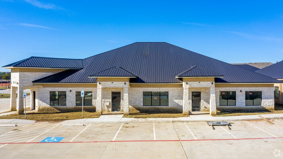 More Photos Of MacArthur Blvd & Vista Ridge Mall Dr, Lewisville Unknown For Lease