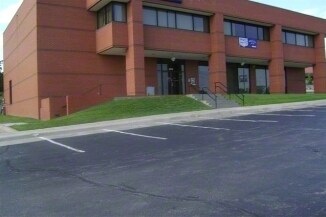 More Photos Of 6405 N Cosby Ave, Kansas City Office For Lease