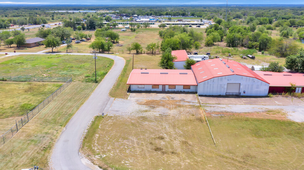 Primary Photo Of 113 Frontier, Quinlan Warehouse For Sale