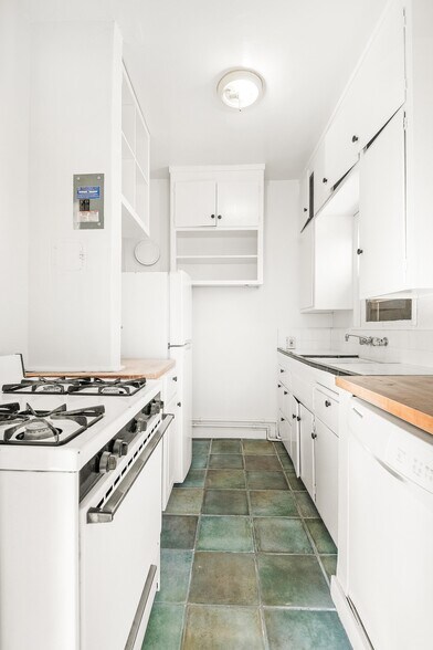 More Photos Of 2319 Ward St, Berkeley Apartments For Sale