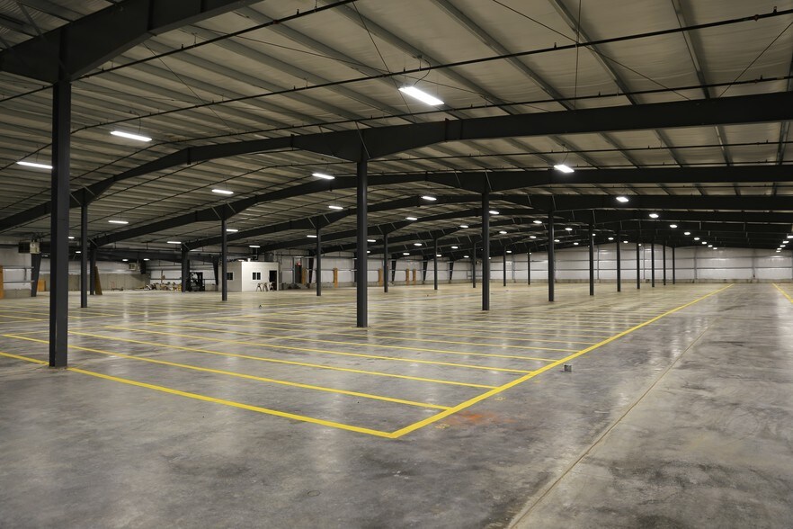 More Photos Of 1690 Greene St, Marietta Warehouse For Lease