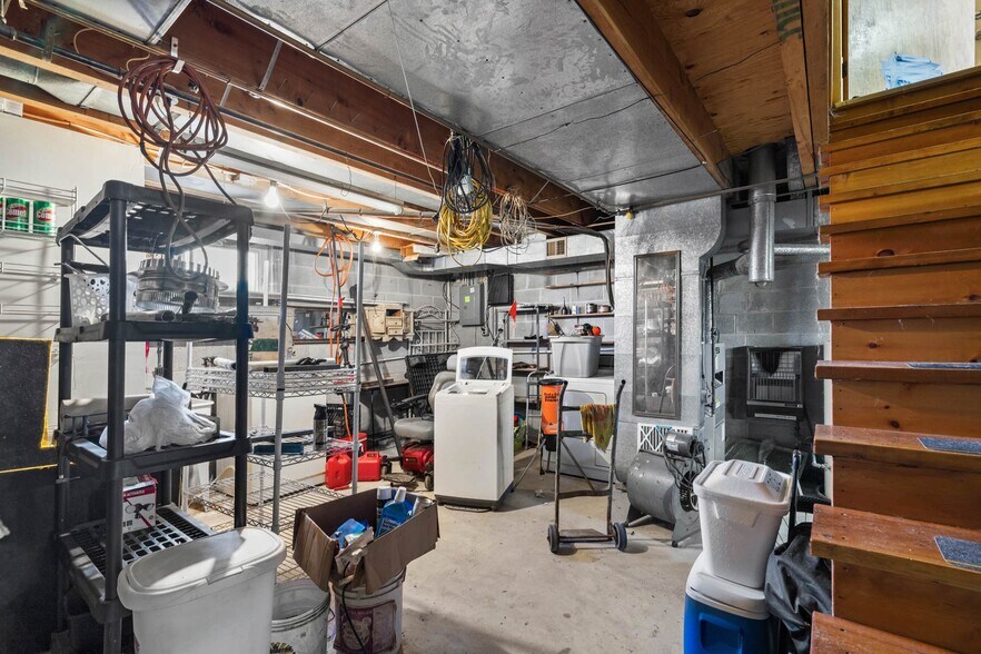 More Photos Of 309 Lynwood Ave, Jenkintown Warehouse For Sale