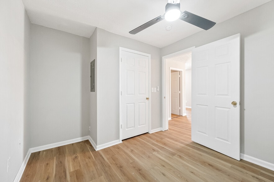 More Photos Of 522 N Main St, Hillsville Office Residential For Sale