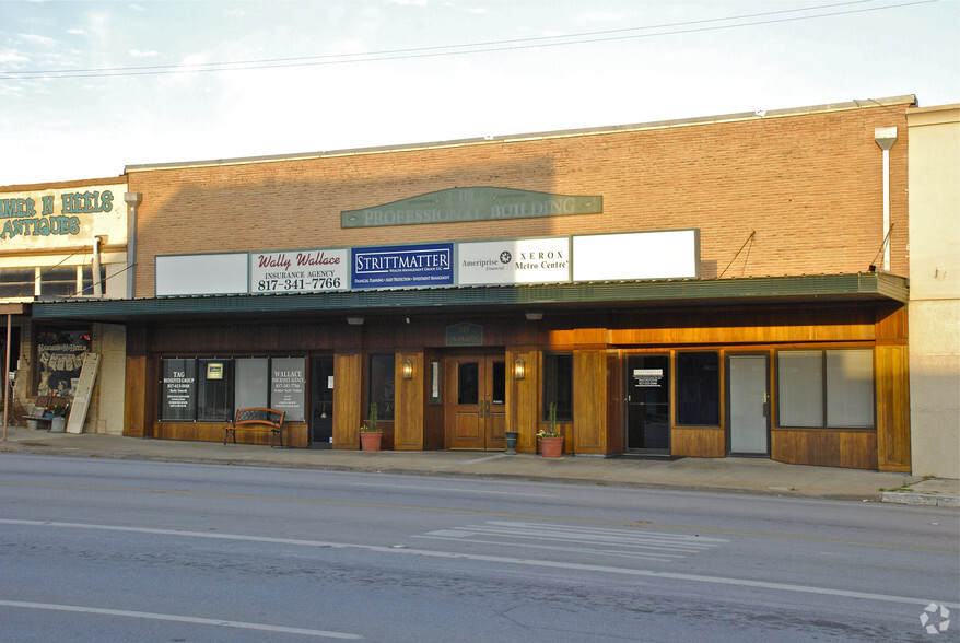 Primary Photo Of 119 N Main St, Weatherford Office For Lease