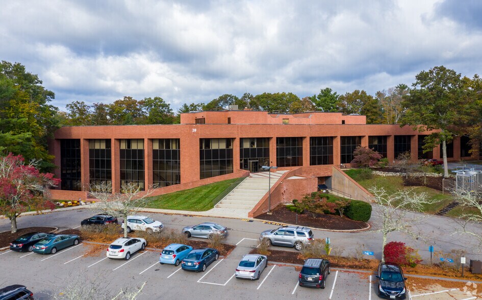 More Photos Of 20 Cabot Blvd, Mansfield Office For Lease