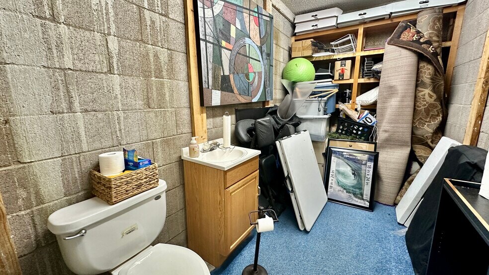 More Photos Of 115 Archer St, Jacksboro Office For Lease