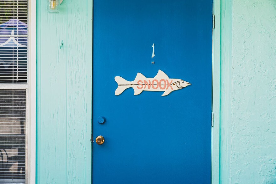 More Photos Of 808 N Bay Blvd, Anna Maria Hotel For Sale