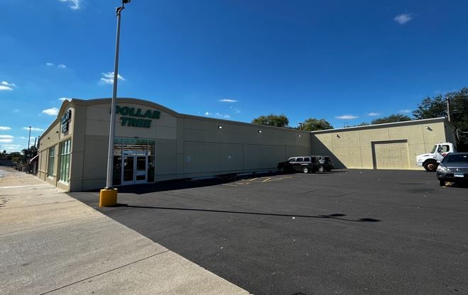 Primary Photo Of 545 S Washington Ave, Kankakee Storefront Retail Office For Lease