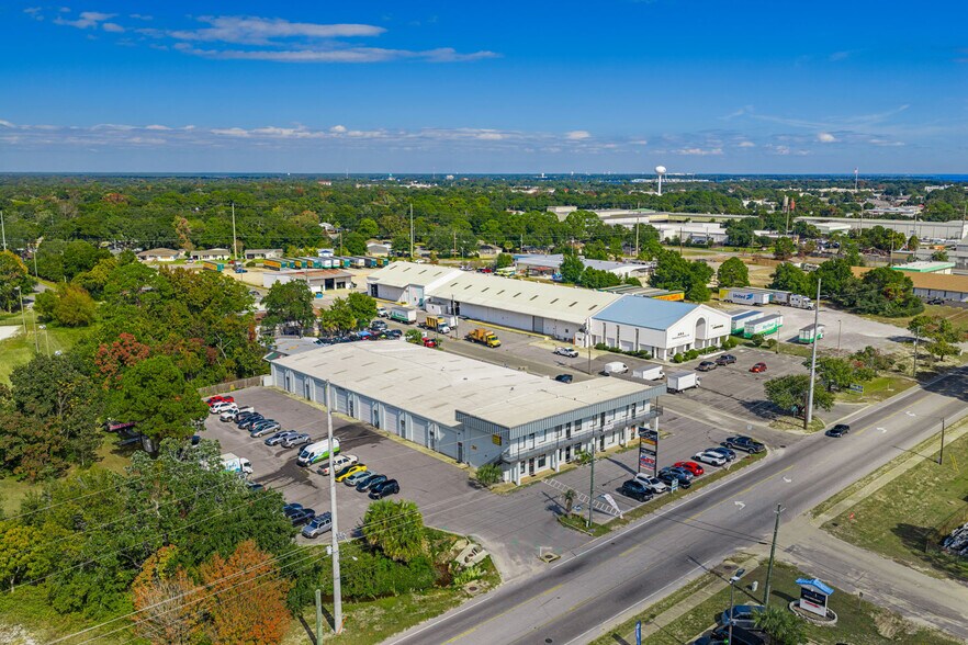 More Photos Of 119 Hollywood Blvd, Fort Walton Beach Flex For Sale