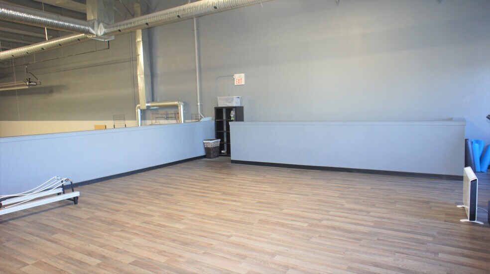 More Photos Of 280 Portage Clos, Sherwood Park Warehouse For Sale