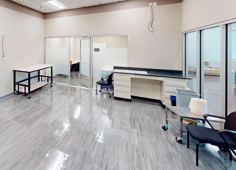 More Photos Of 4025 Stirrup Creek Dr, Durham Research And Development For Lease