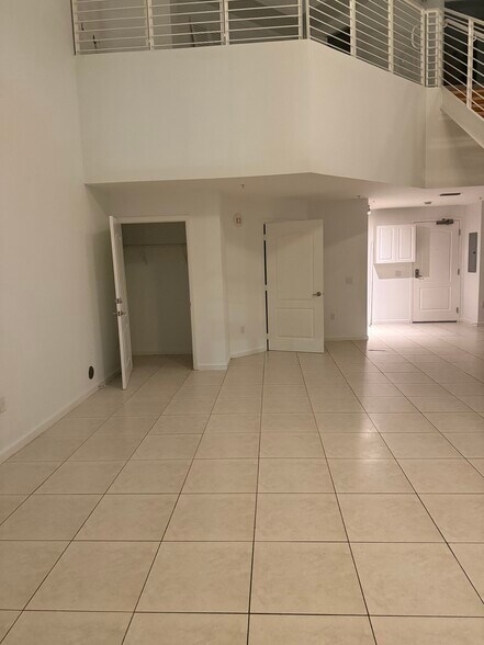 More Photos Of 410 Evernia St, West Palm Beach Apartments For Lease