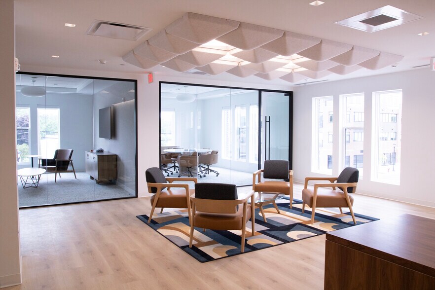 More Photos Of 27 S Squirrel Rd, Auburn Hills Coworking Space