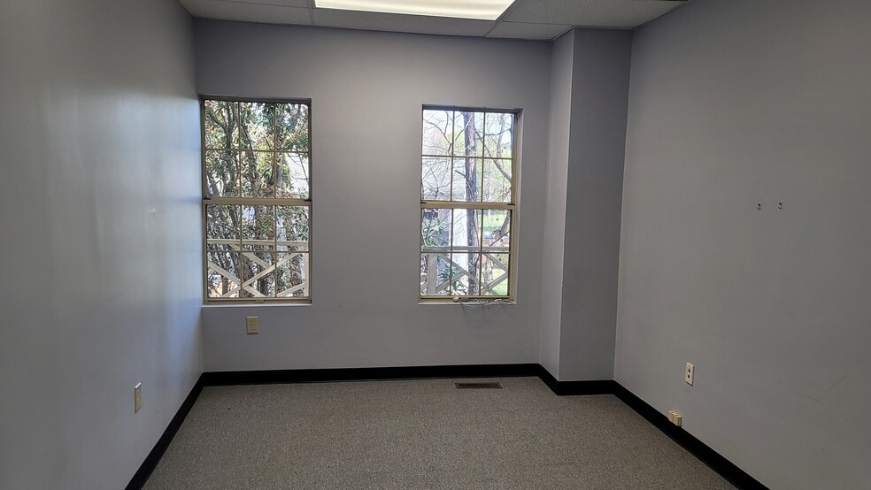 More Photos Of 1800 Martin Luther King Jr Pky, Durham Medical For Lease