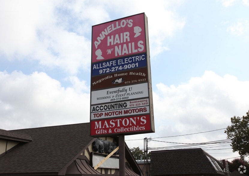More Photos Of 229 E Belt Line Rd, DeSoto Freestanding For Lease