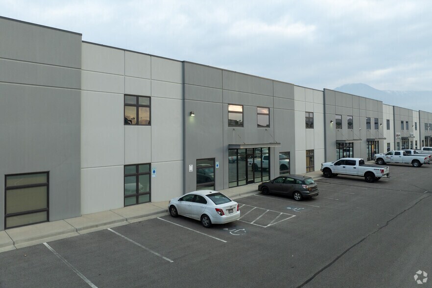 More Photos Of 142 N 1800 W, Lindon Warehouse For Lease