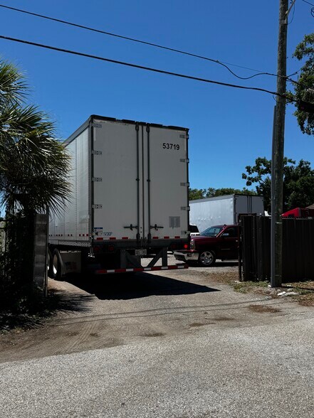 More Photos Of 2002 N 49th St, Tampa Land For Lease