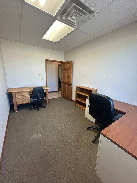More Photos Of 543 Sower Dr, Bayfield Office For Sale