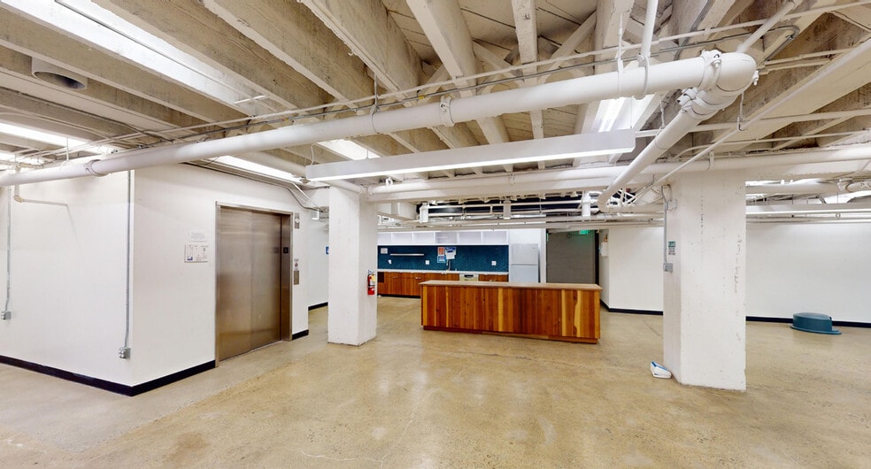 More Photos Of 982 Mission St, San Francisco Loft Creative Space For Lease