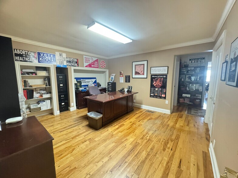 More Photos Of 409 Welshwood Dr, Nashville Medical For Lease