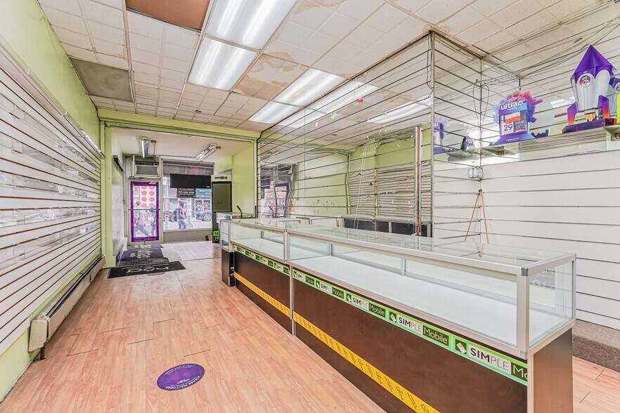 More Photos Of 6412 18th Ave, Brooklyn Storefront Retail Residential For Lease