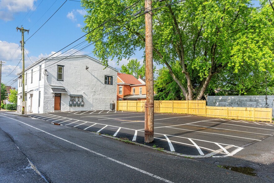 More Photos Of 151 York St, Pottstown Apartments For Sale