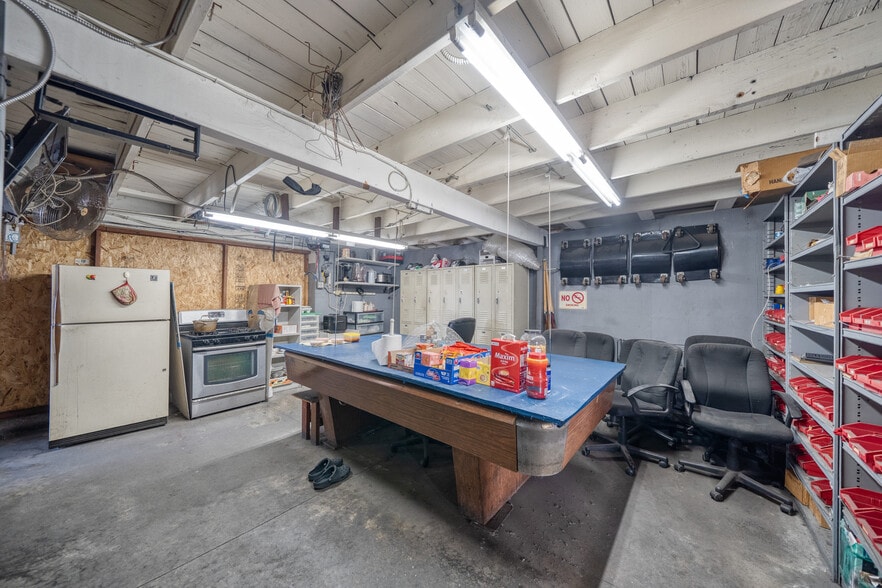 More Photos Of 4320 W Pico Blvd, Los Angeles Auto Repair For Sale