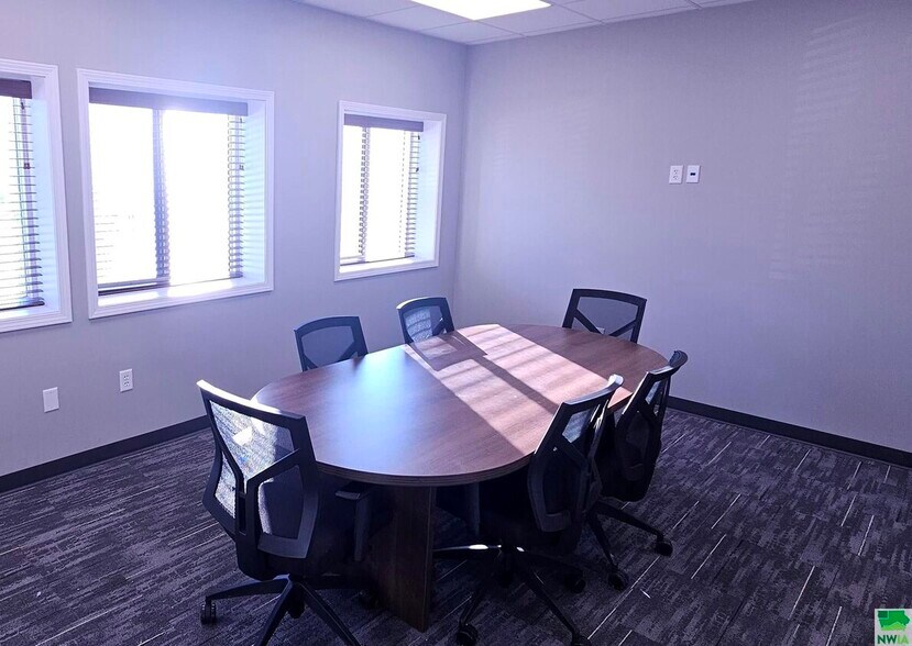 More Photos Of 2301 Boulevard of Champions, Sioux City Industrial For Lease