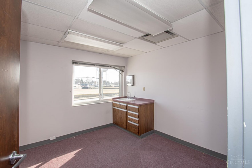 More Photos Of 200 Eaton Lewisburg Rd, Eaton Medical For Lease