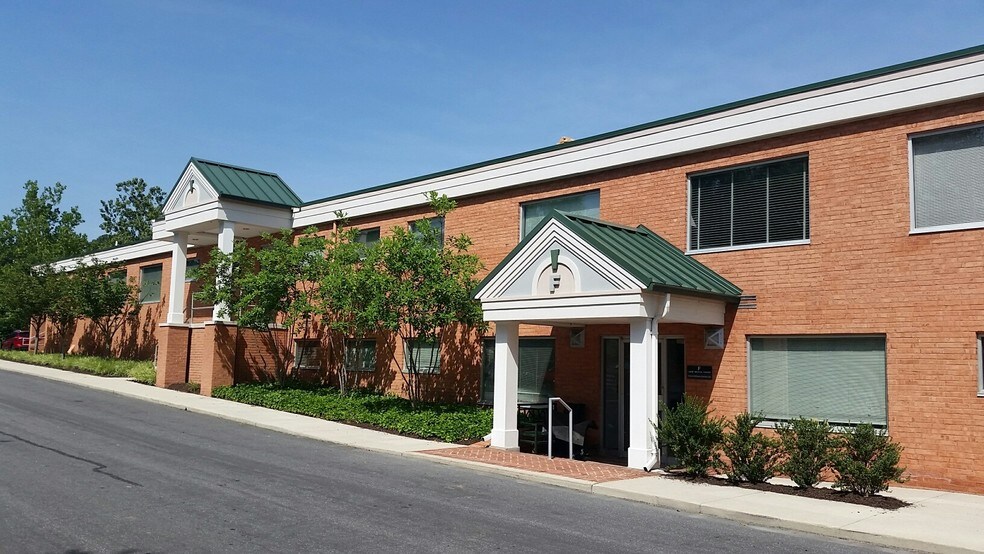 More Photos Of 5700 Old Richmond Ave, Richmond Medical For Lease