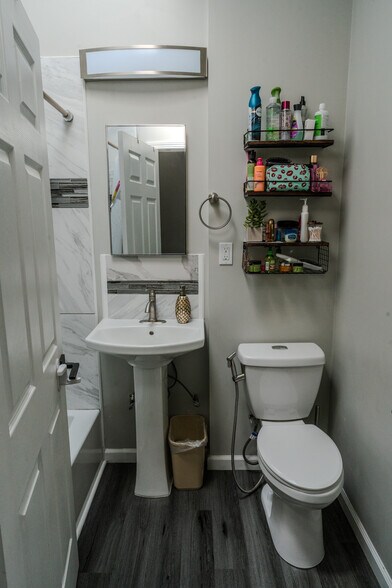 More Photos Of 3210 Harrison St, Oakland Storefront Retail Residential For Sale