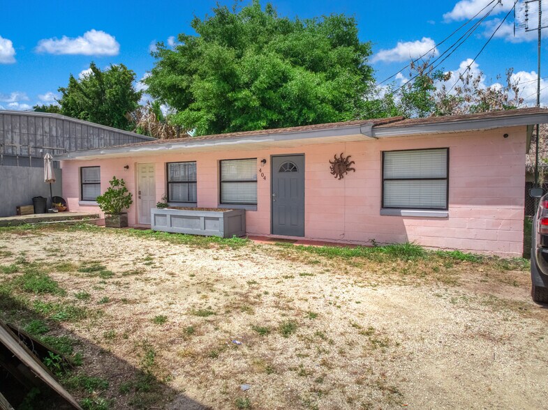 More Photos Of 408 N Ridgewood Dr, Sebring Freestanding For Sale