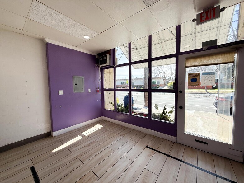 More Photos Of 217-223 E Maude Ave, Sunnyvale Storefront For Lease