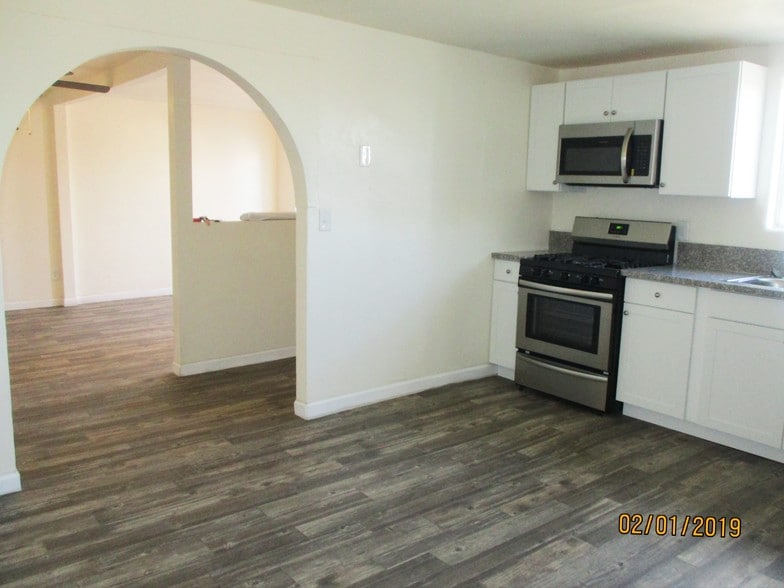 More Photos Of 10473 S Nogales Hwy, Tucson Specialty For Sale