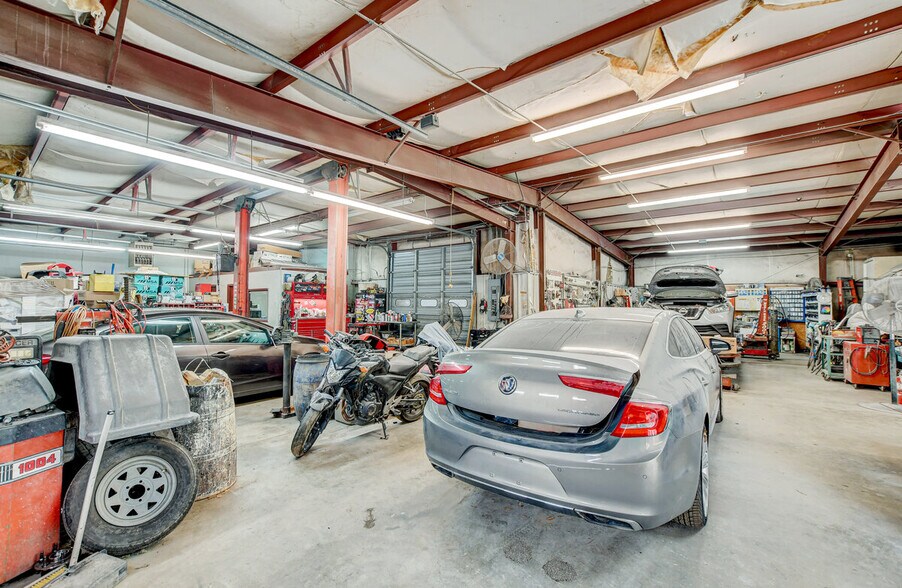 More Photos Of 1407 Charleston Hwy, Orangeburg Storefront Retail Office For Sale