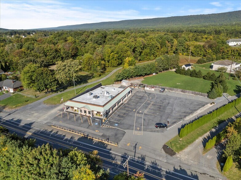 More Photos Of 232 W Moorestown Rd, Wind Gap Restaurant For Sale