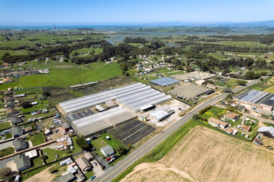 Primary Photo Of 2150 Elkhorn Rd, Castroville Manufacturing For Sale