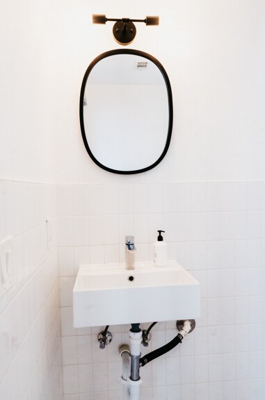 More Photos Of 1401 E Cesar Chavez St, Austin Auto Repair For Lease