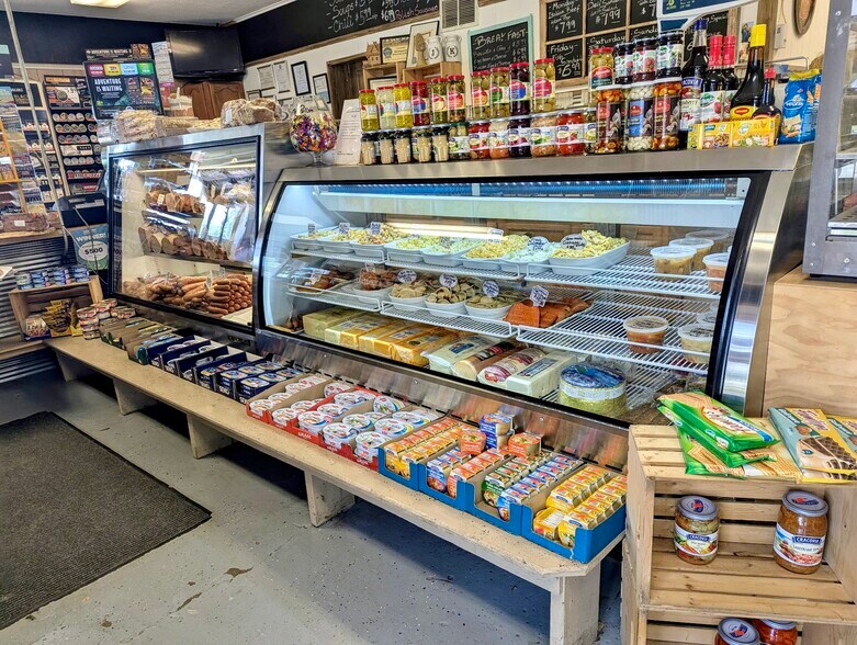 More Photos Of 8995 S US Highway 35, Monterey General Retail For Sale