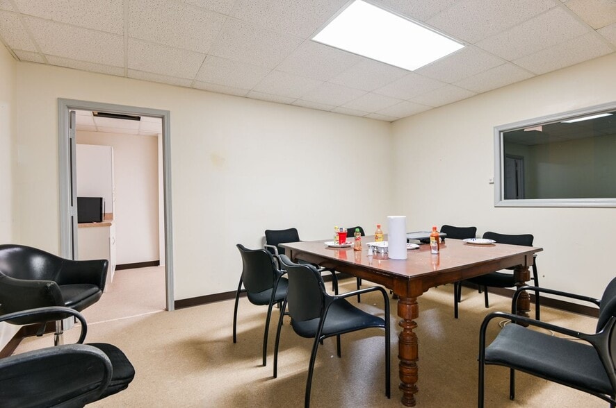 More Photos Of 3168 Salem Rd SE, Conyers Warehouse For Sale