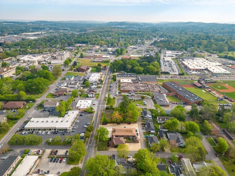 More Photos Of 2120 N Ocoee St, Cleveland Apartments For Sale
