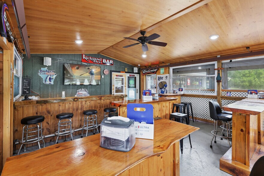 More Photos Of 309 Trail St, La Valle Restaurant For Sale