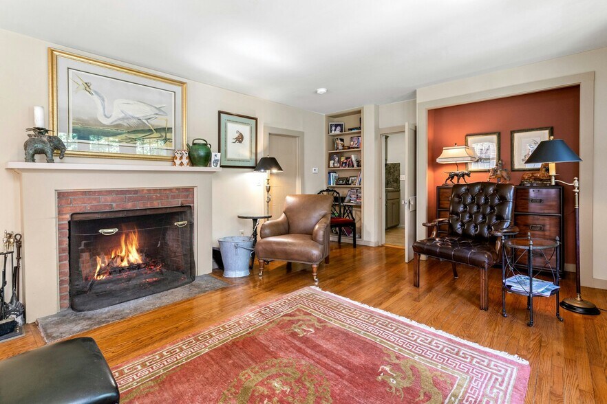More Photos Of 1038-1056 Main St S, Woodbury Apartments For Sale