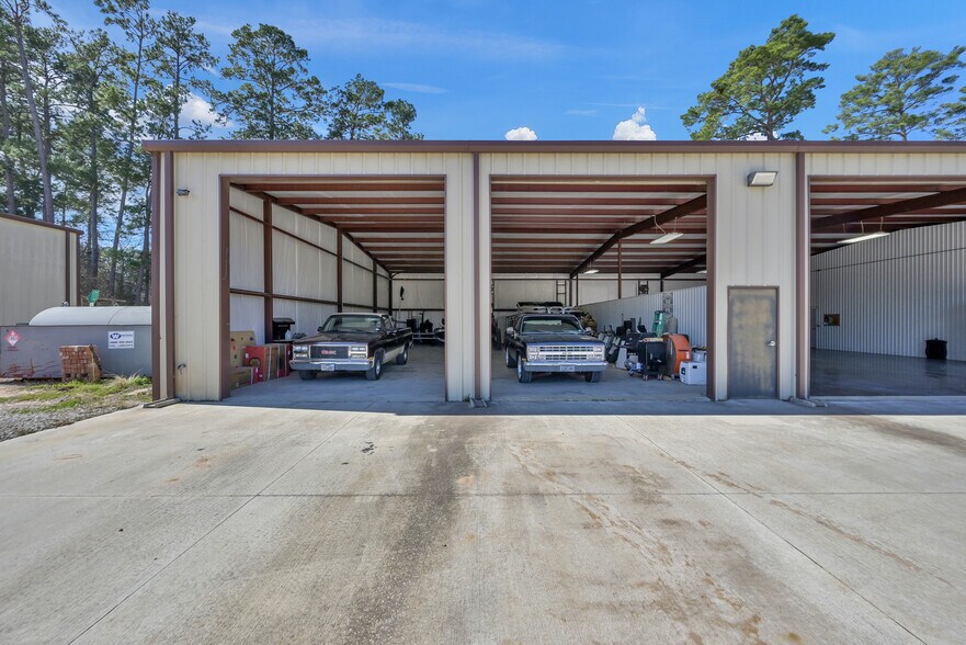 More Photos Of 15513 Capitol Hill Rd, Montgomery Service For Sale