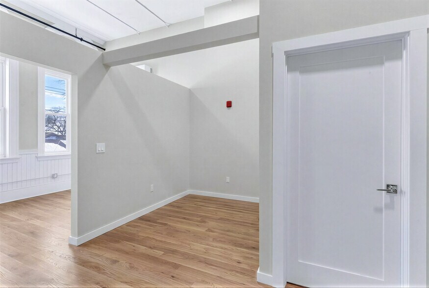 More Photos Of 72 Kendrick Ave, Woonsocket Apartments For Sale
