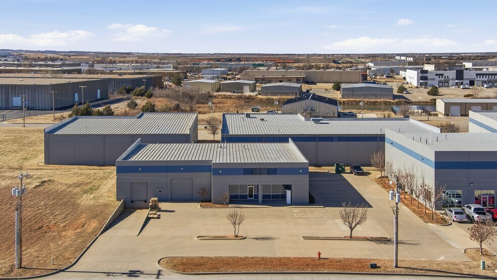 More Photos Of 3217 Cooke Way, Oklahoma City Light Distribution For Lease