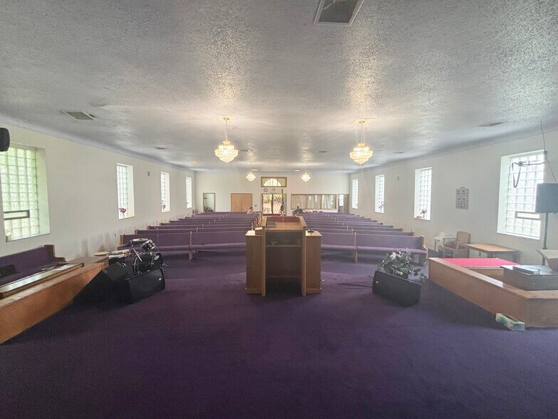 More Photos Of 10510 Sterritt St, Detroit Religious Facility For Sale