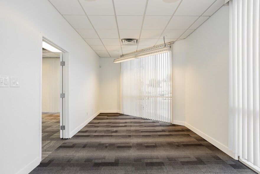 More Photos Of 3215 Birtcher Dr, Las Vegas Office For Lease